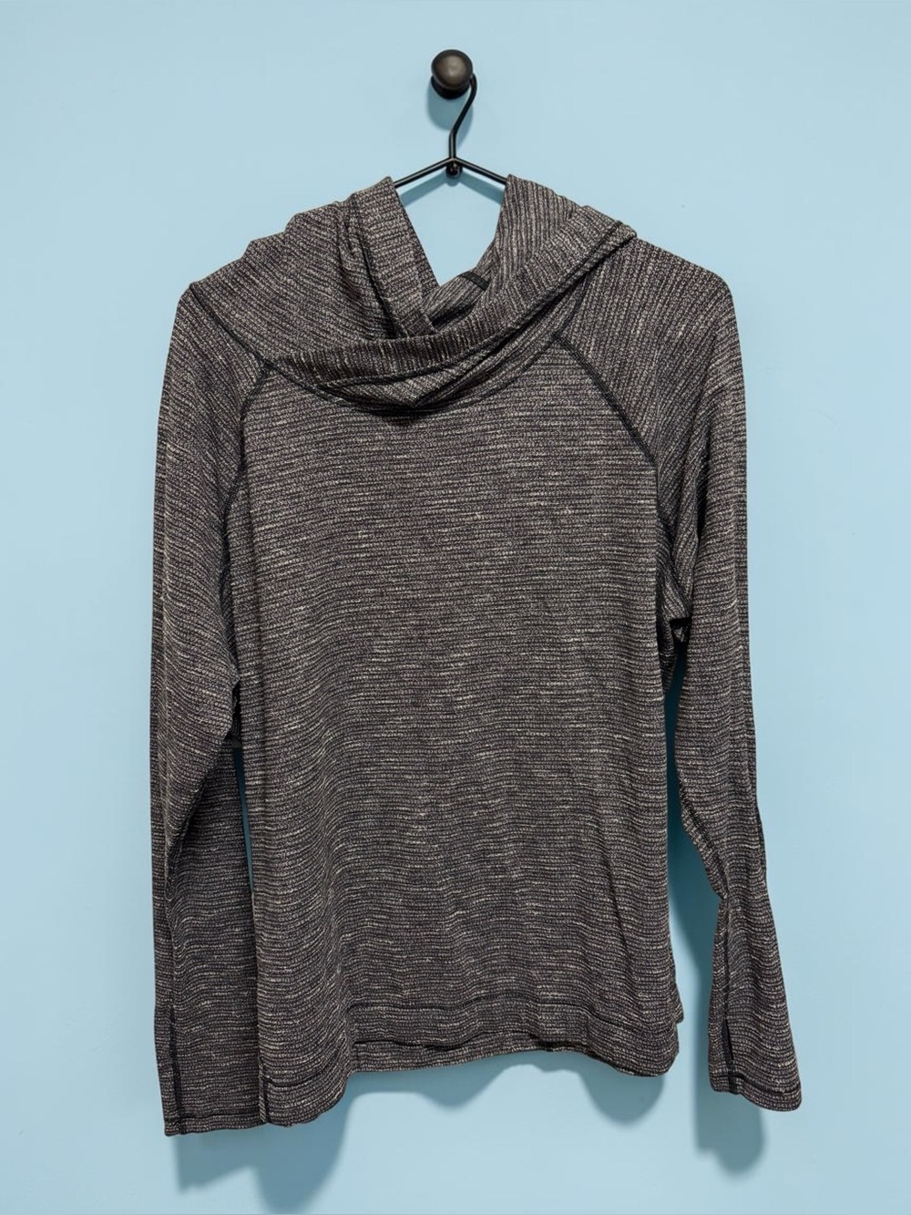 lululemon Lightweight Heathered Hoodie Pullover Size M - excellent condition!